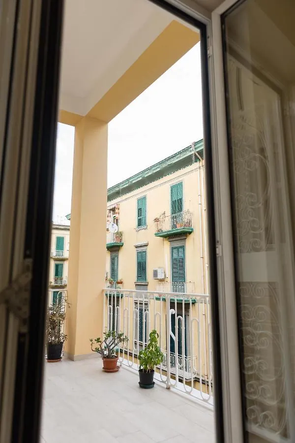 La Suite Tra I Musei Neapel 0*,