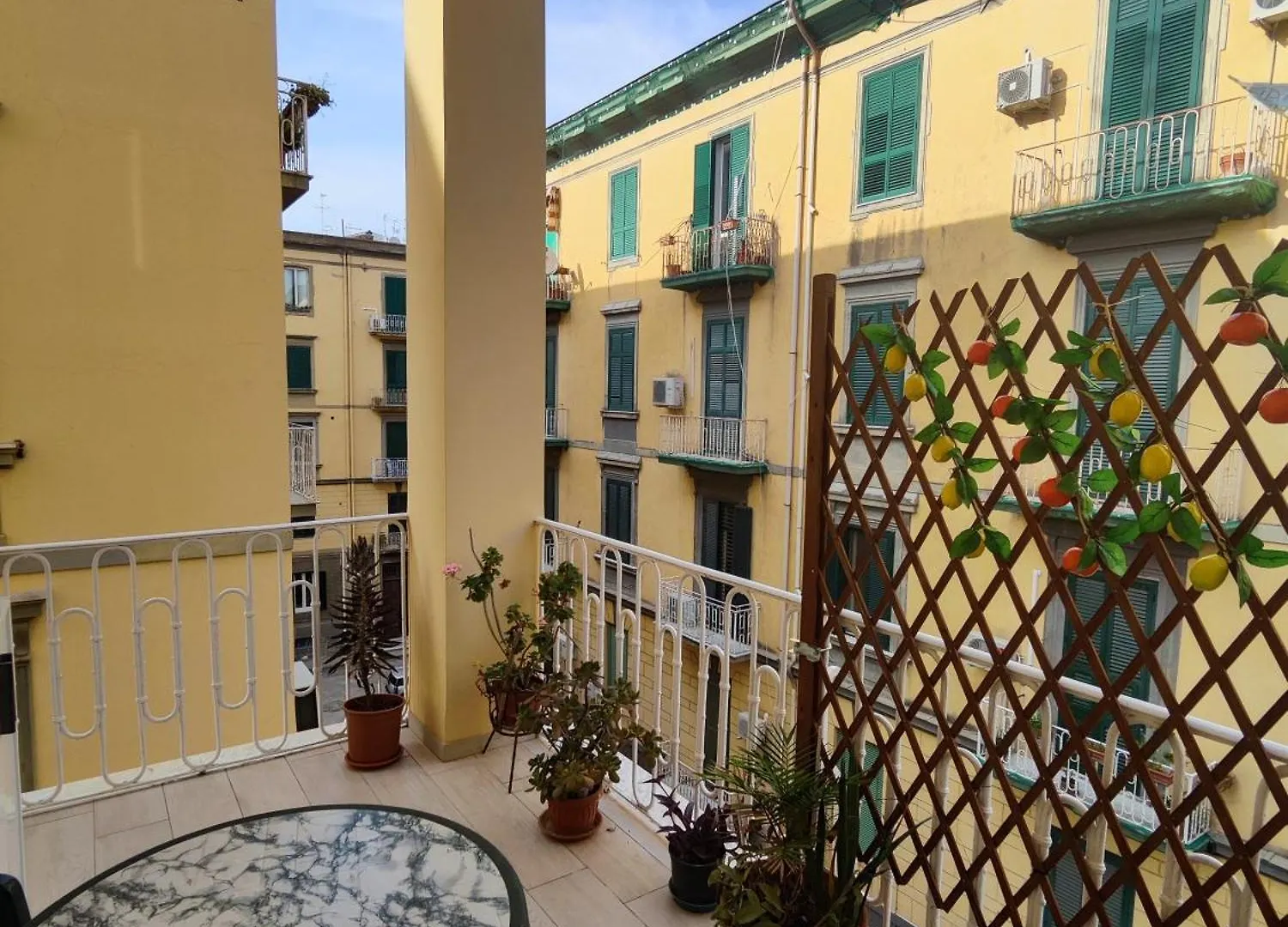 La Suite Tra I Musei Naples Italy