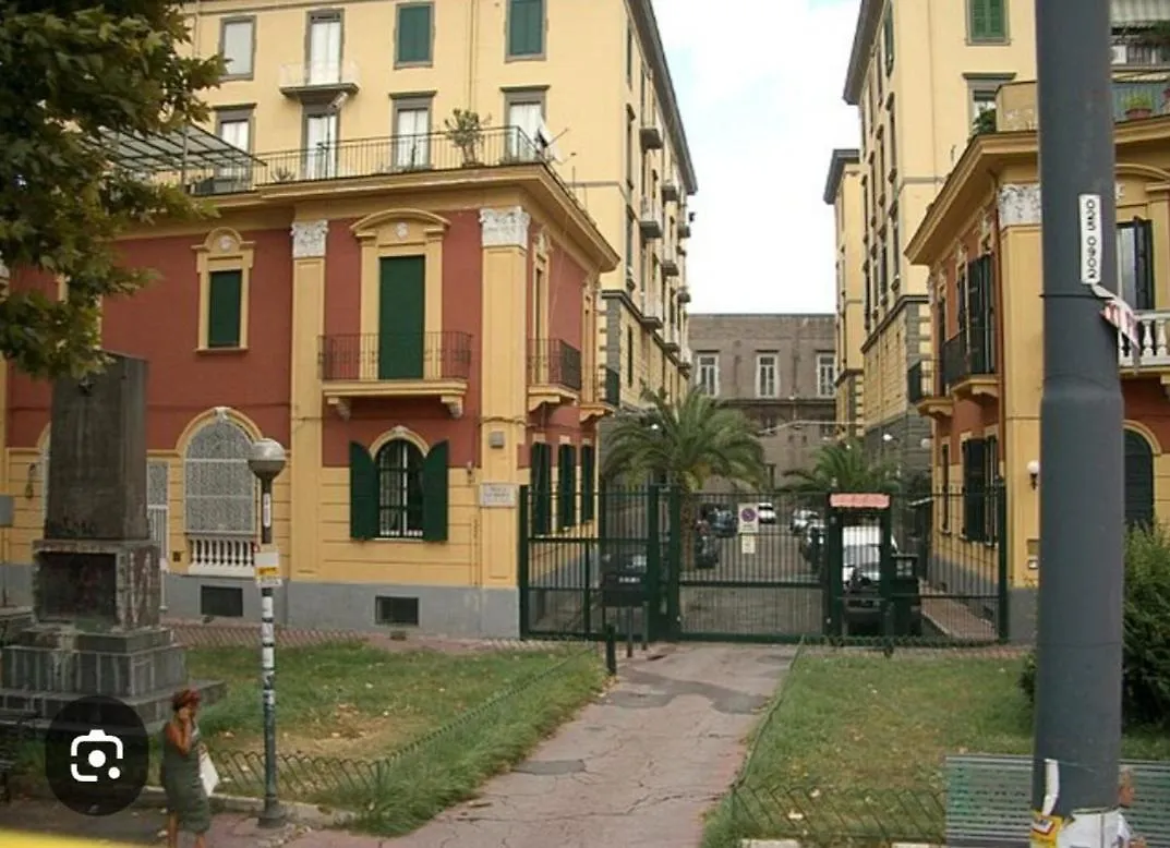 La Suite Tra I Musei Naples Holiday home